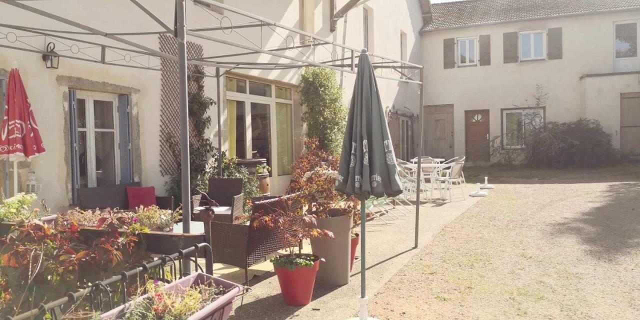 Petit Ou D'hotes 2/4 Personnes Ferienhaus Buffieres